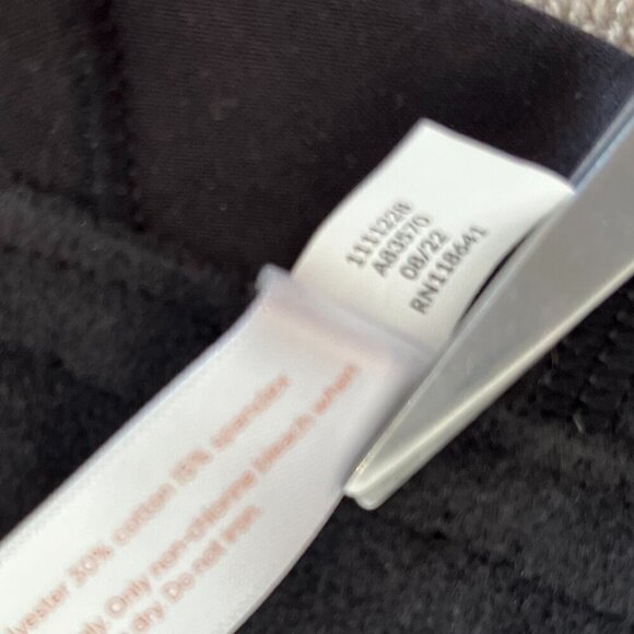 Cacique Woman's Plus-Size Black Lighty Lined No-Wire Bra Sz 50D - Picture 9 of 10